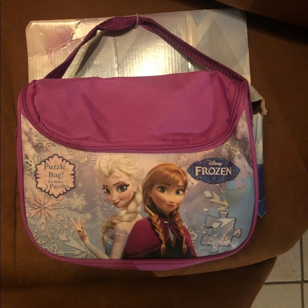 Frozen puzzle bag